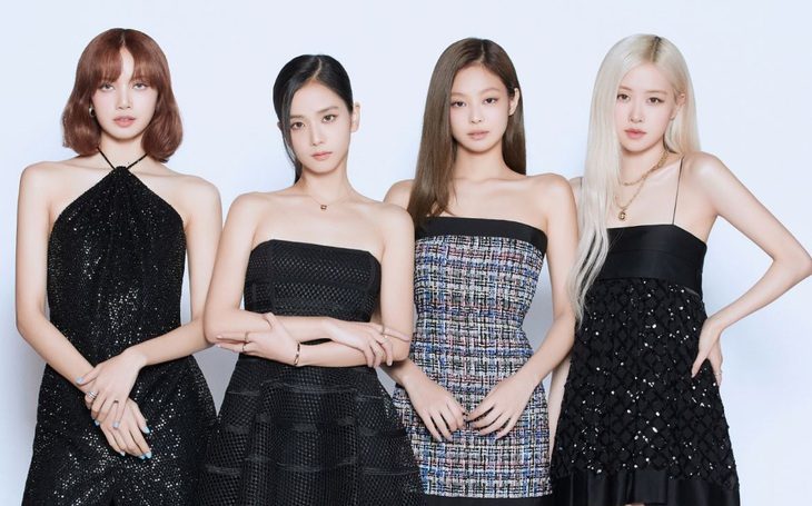 Blackpink làm concert ở Mỹ Đình - Hà Nội đang là sự kiện âm nhạc chấn động với giới trẻ Việt - Ảnh: Rolling Stone