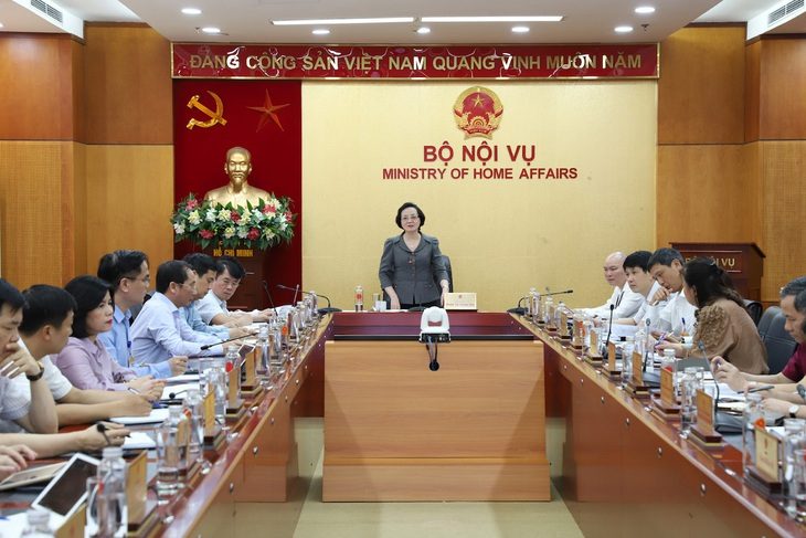 Bộ trưởng Bộ Nội vụ Phạm Thị Thanh Trà phát biểu chỉ đạo tại hội nghị - Ảnh: THUẬN NGHIÊM