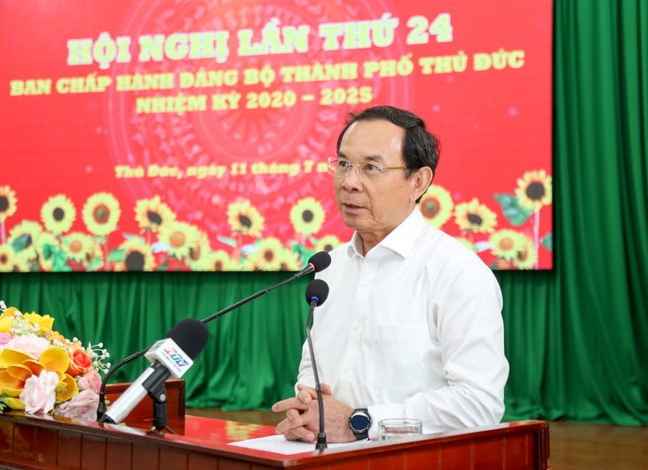Bí thư Thành ủy TP.HCM Nguyễn Văn Nên tại hội nghị - Ảnh: THẢO LÊ