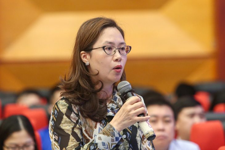 Bộ Giáo dục và Đào tạo nói gì về quản lý sinh viên làm thêm? - Ảnh 1.